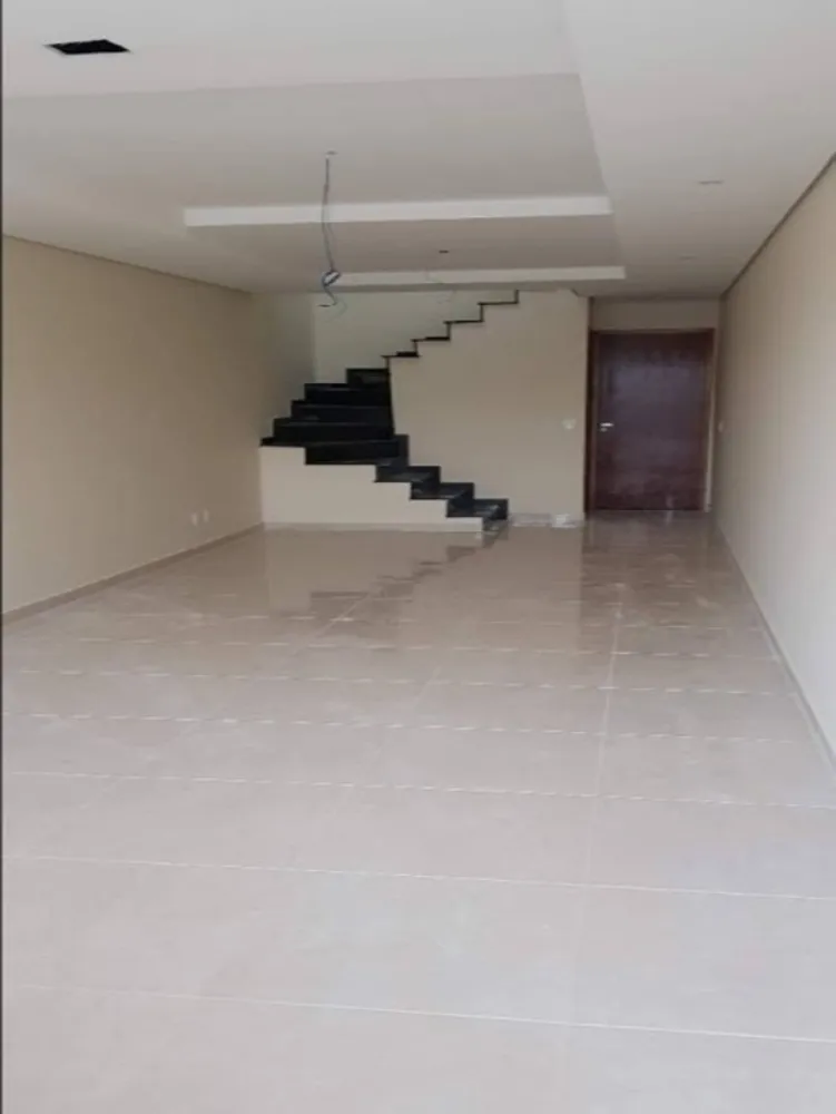 Sobrado, 3 quartos, 102 m² - Foto 1