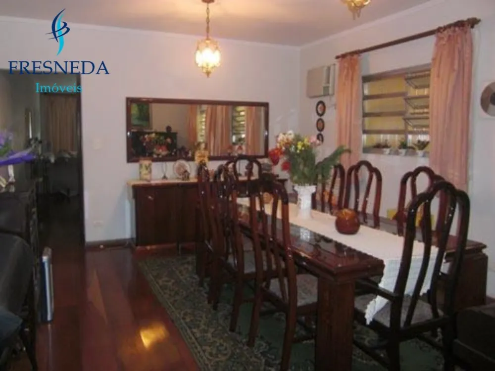 Sobrado, 3 quartos, 256 m² - Foto 2