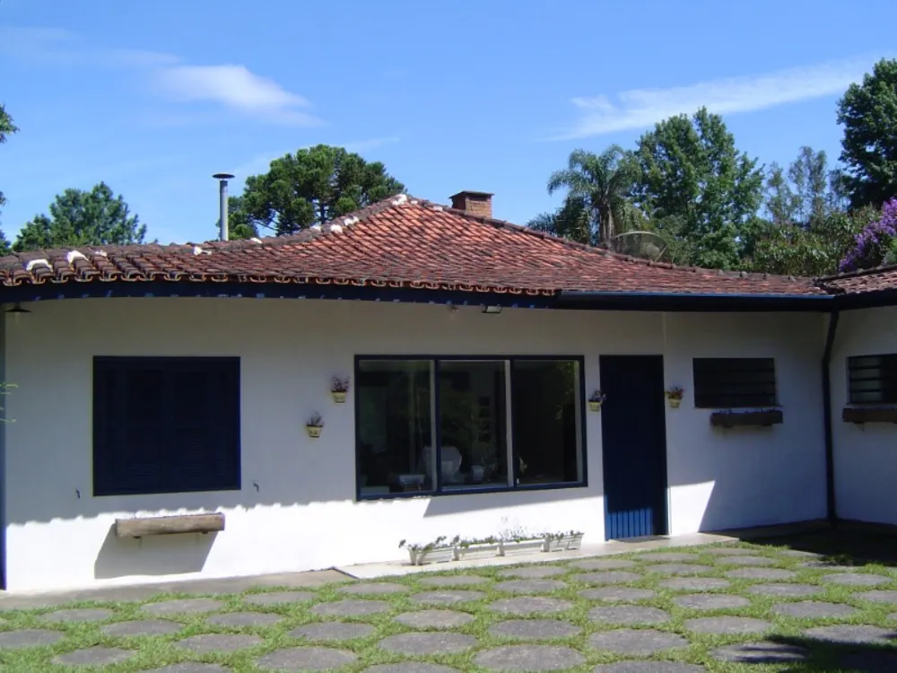 Casa, 6 quartos, 240 m² - Foto 2