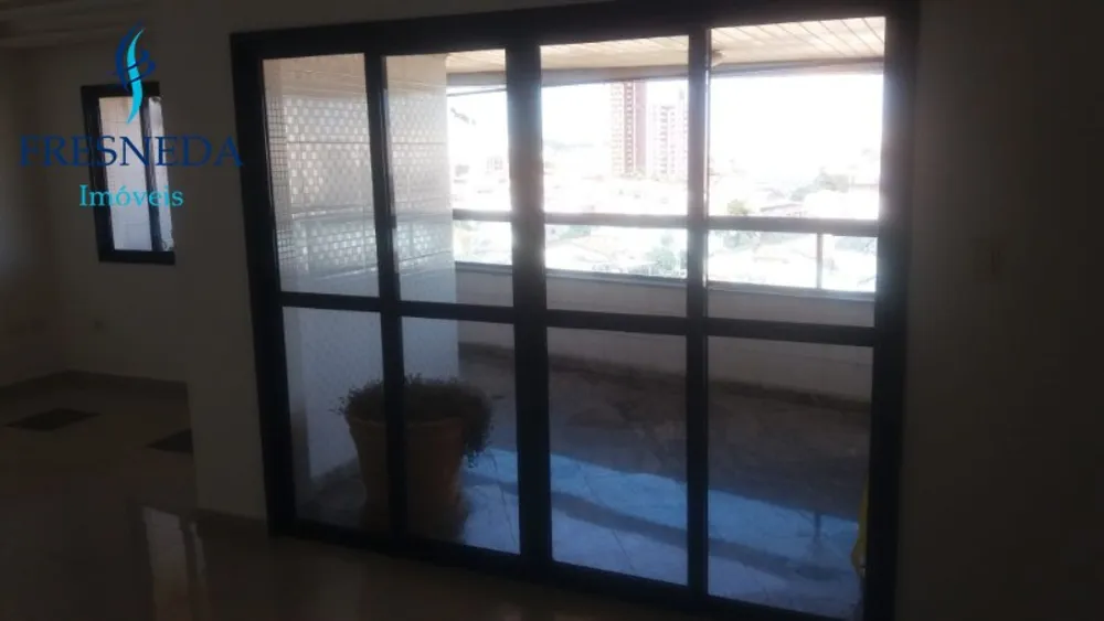 Apartamento, 3 quartos, 138 m² - Foto 2