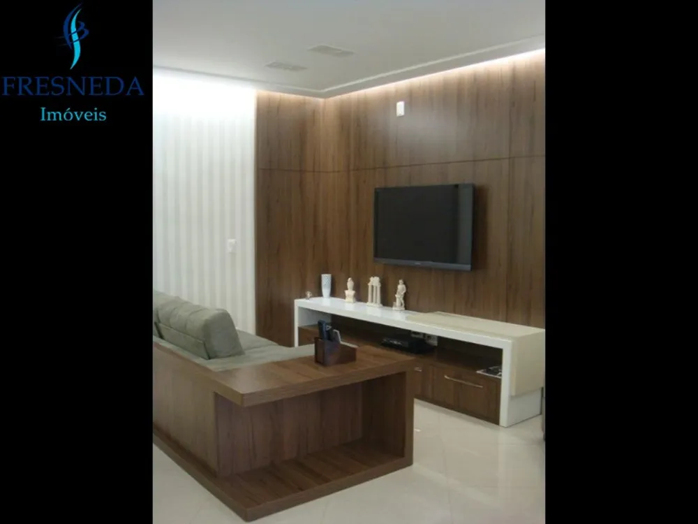 Apartamento, 2 quartos, 131 m² - Foto 1