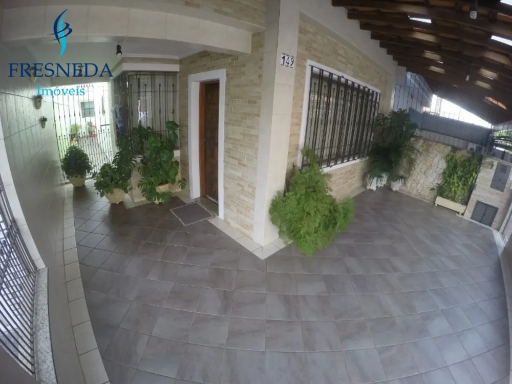 Sobrado, 3 quartos, 220 m² - Foto 1