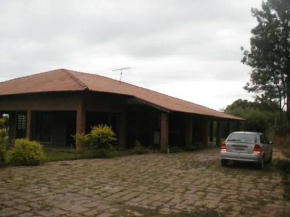Sítio, 4 quartos, 1 hectares - Foto 1