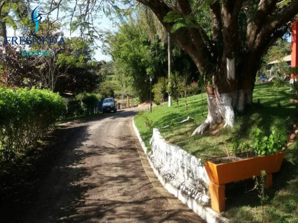 Sítio, 3 quartos, 2200 m² - Foto 1