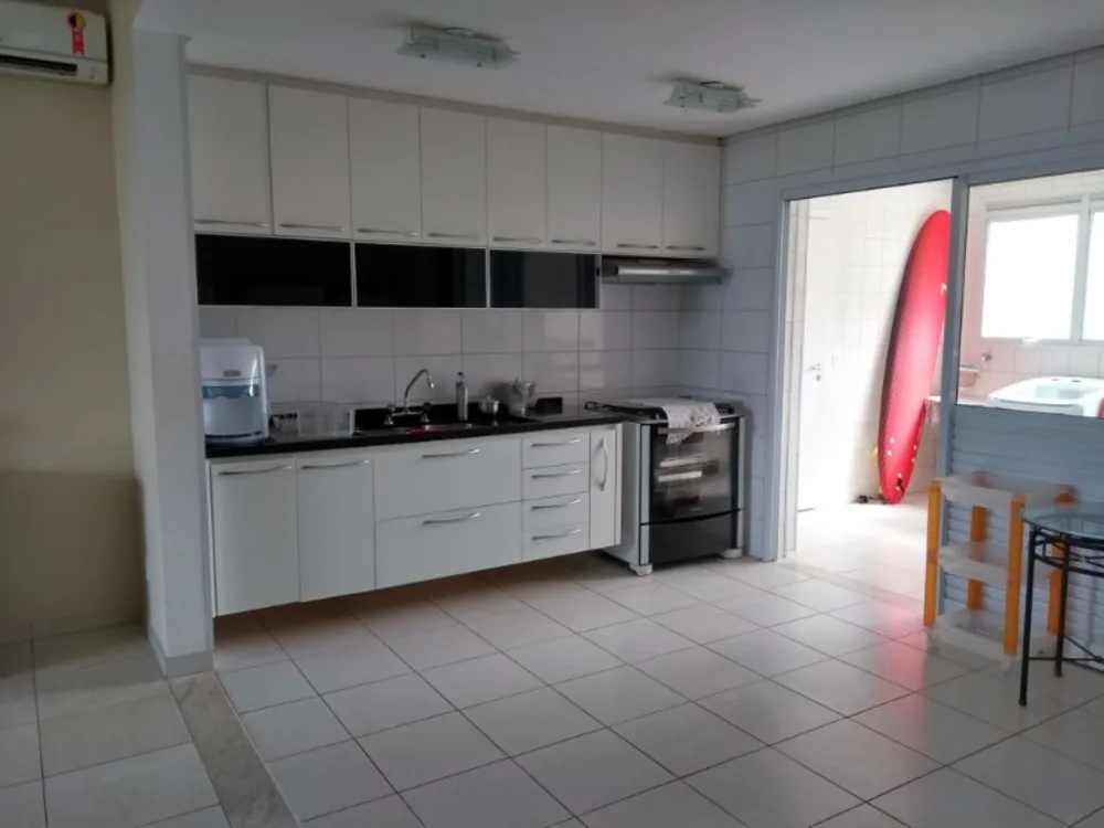 Apartamento, 3 quartos, 198 m² - Foto 3