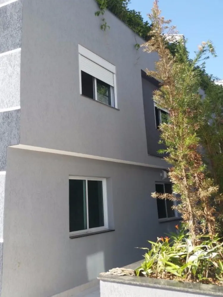 Sobrado, 3 quartos, 180 m² - Foto 1