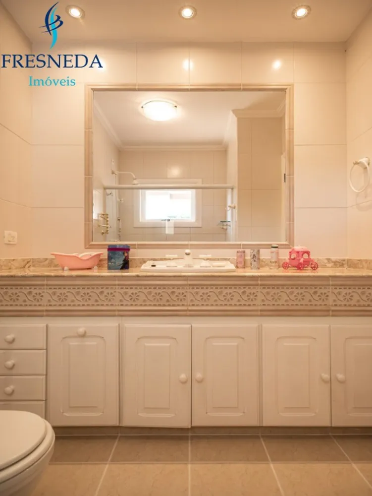 Casa, 5 quartos, 1390 m² - Foto 1