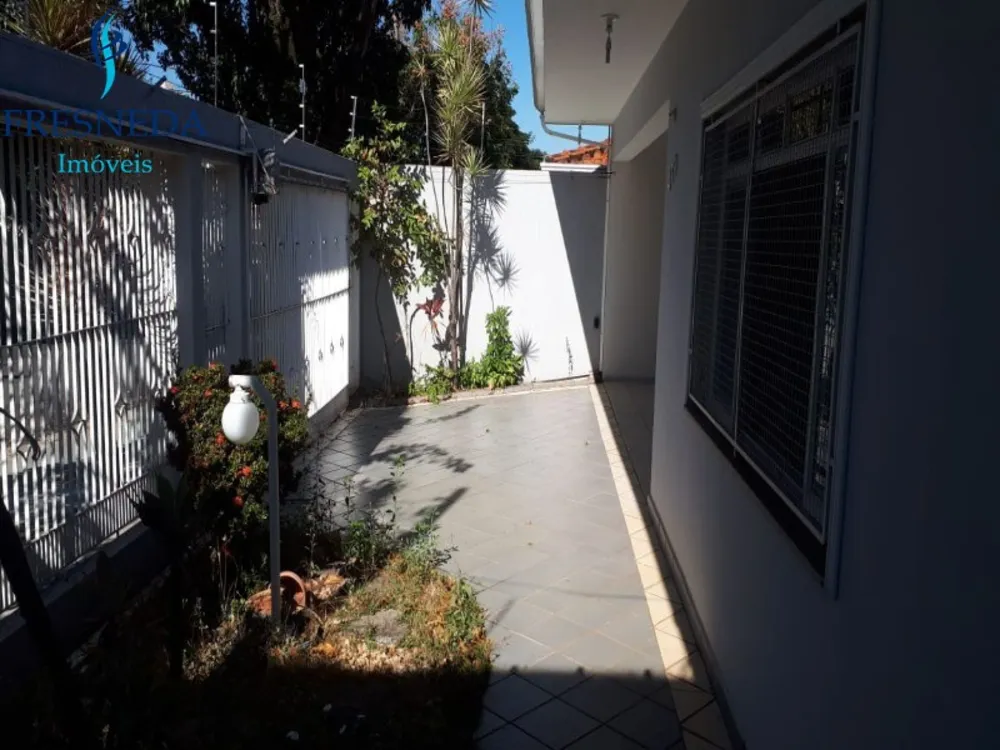 Casa, 3 quartos, 330 m² - Foto 2