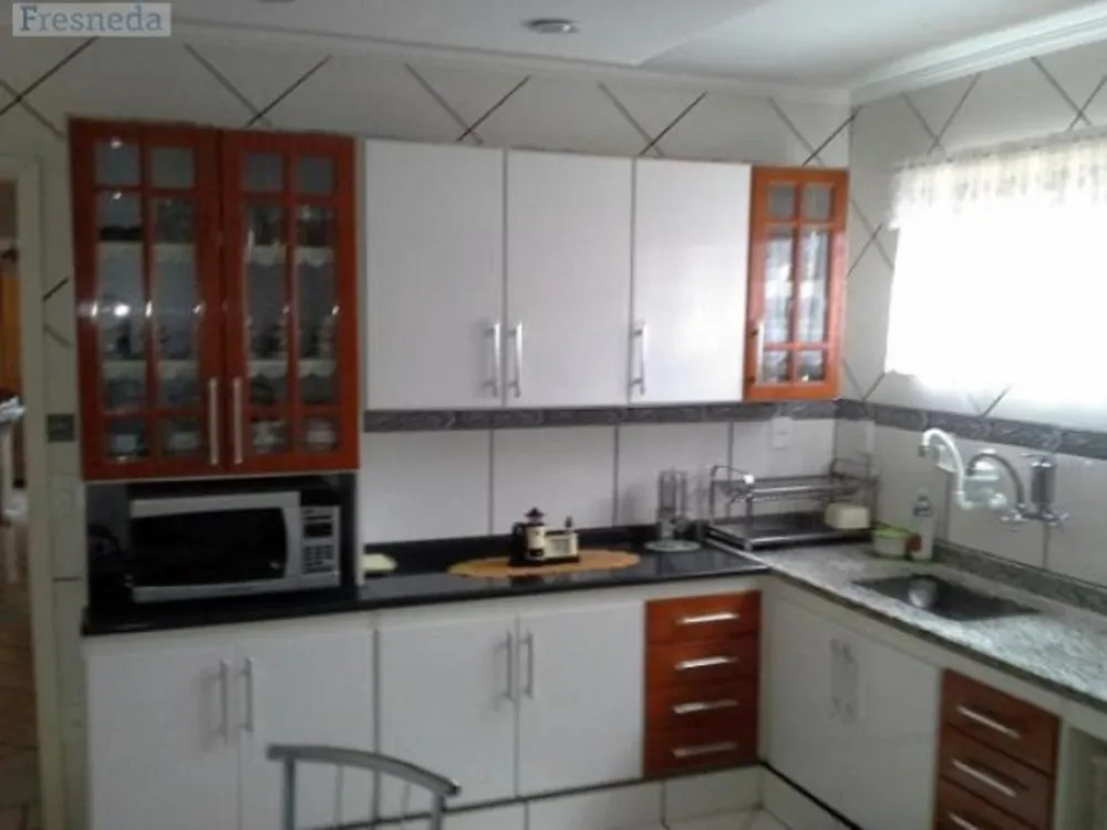 Sobrado, 3 quartos, 220 m² - Foto 2