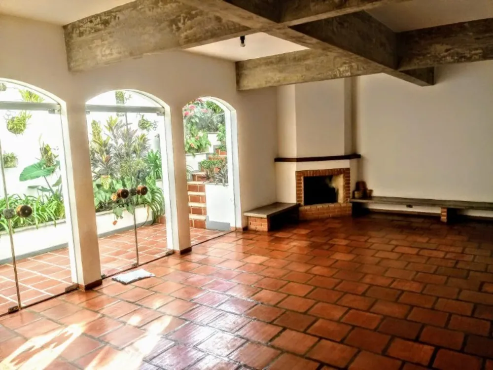 Sobrado, 4 quartos, 715 m² - Foto 2