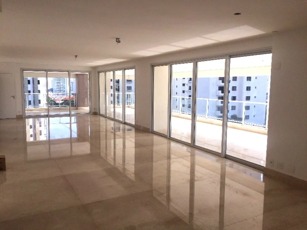 Apartamento, 3 quartos, 395 m² - Foto 1