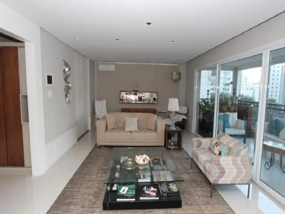 Apartamento, 4 quartos, 266 m² - Foto 1