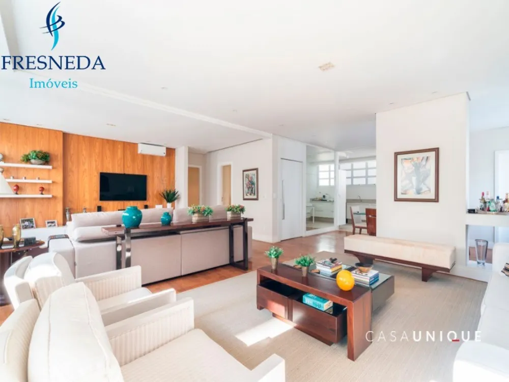 Apartamento, 3 quartos, 225 m² - Foto 1