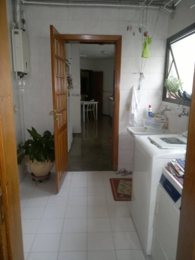 Apartamento, 4 quartos, 228 m² - Foto 4
