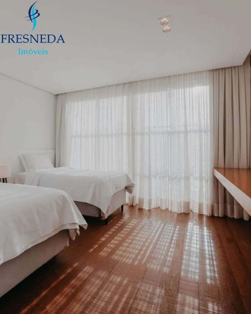 Casa, 4 quartos, 378 m² - Foto 4