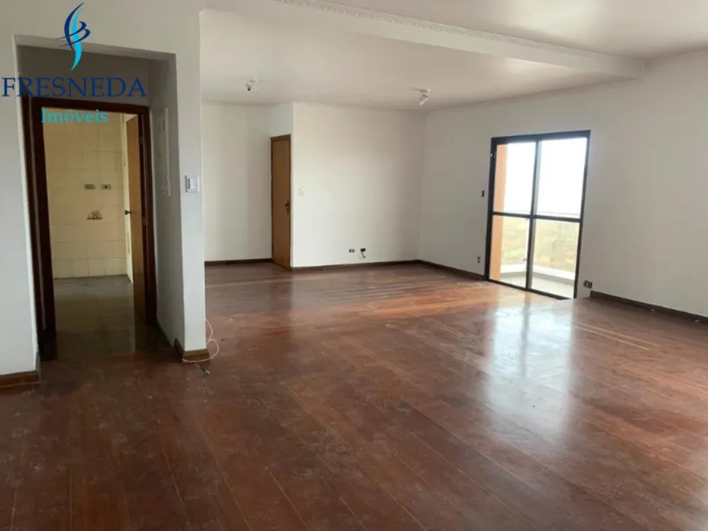 Apartamento, 3 quartos, 152 m² - Foto 2