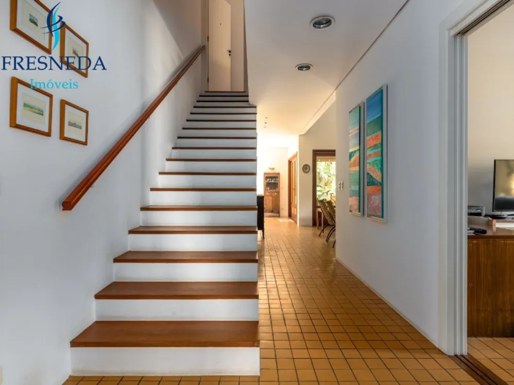 Casa, 4 quartos, 300 m² - Foto 4