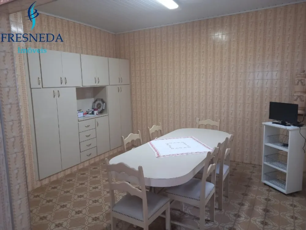 Casa, 3 quartos, 240 m² - Foto 3