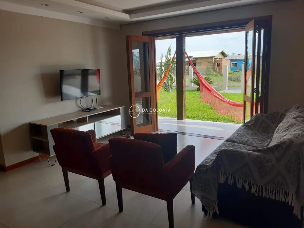 Casa, 3 quartos, 130 m² - Foto 2