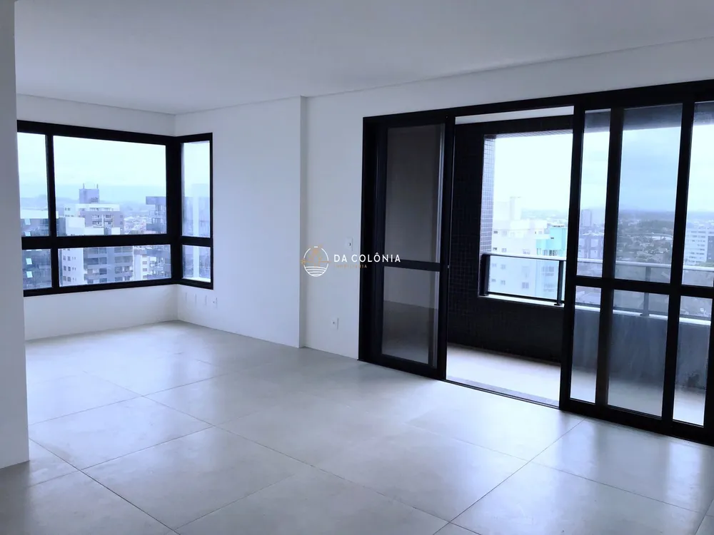 Apartamento, 3 quartos, 106 m² - Foto 2