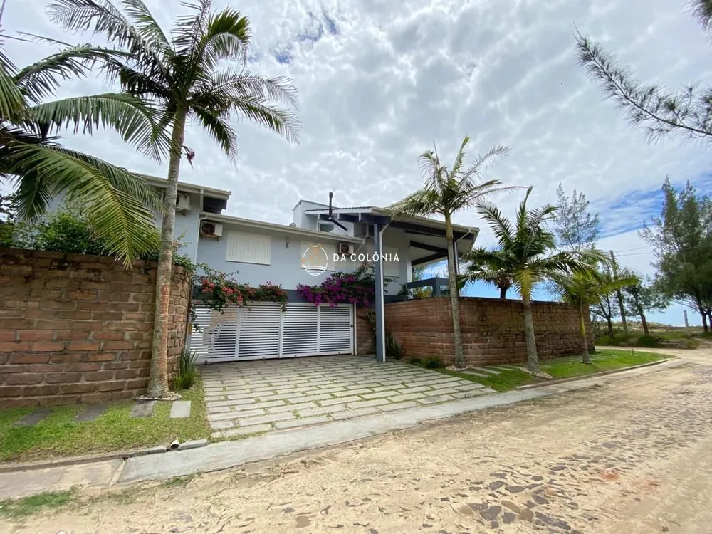 Casa, 4 quartos, 240 m² - Foto 4