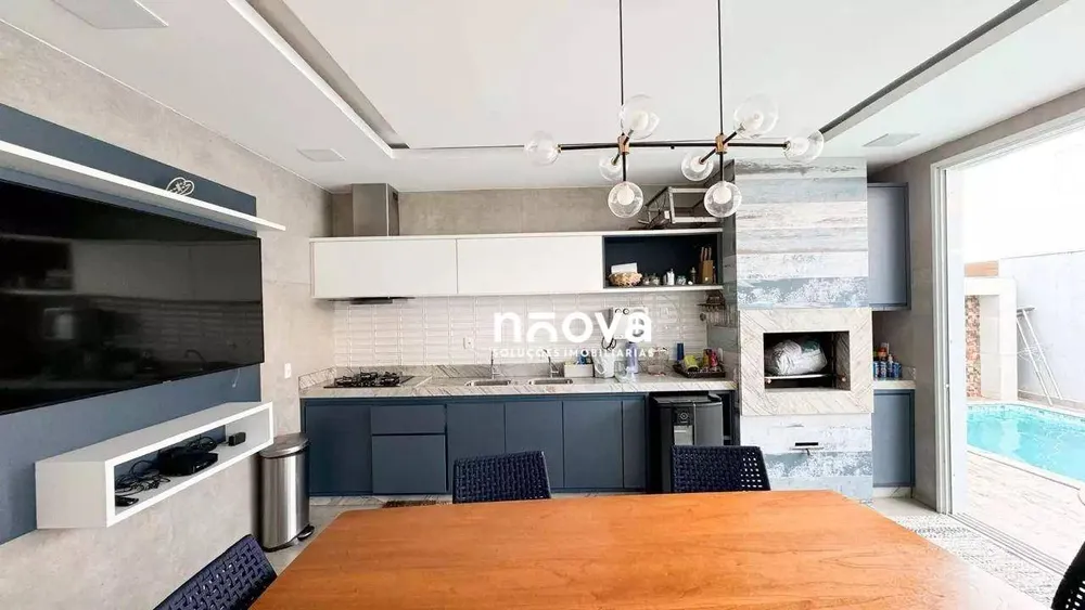 Casa, 4 quartos, 232 m² - Foto 9