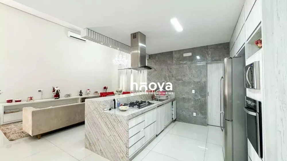 Casa, 4 quartos, 232 m² - Foto 6