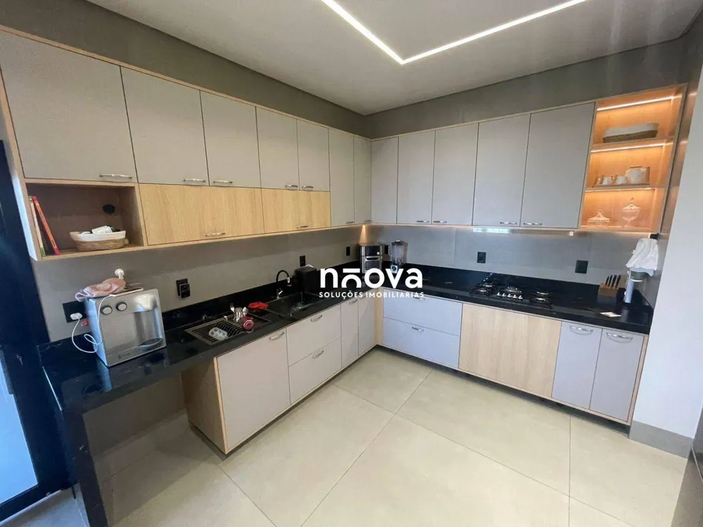 Sobrado, 5 quartos, 342 m² - Foto 2