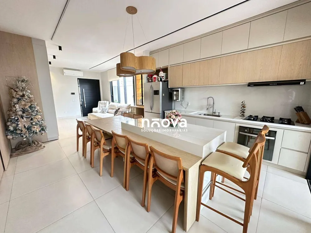 Casa, 3 quartos, 230 m² - Foto 19
