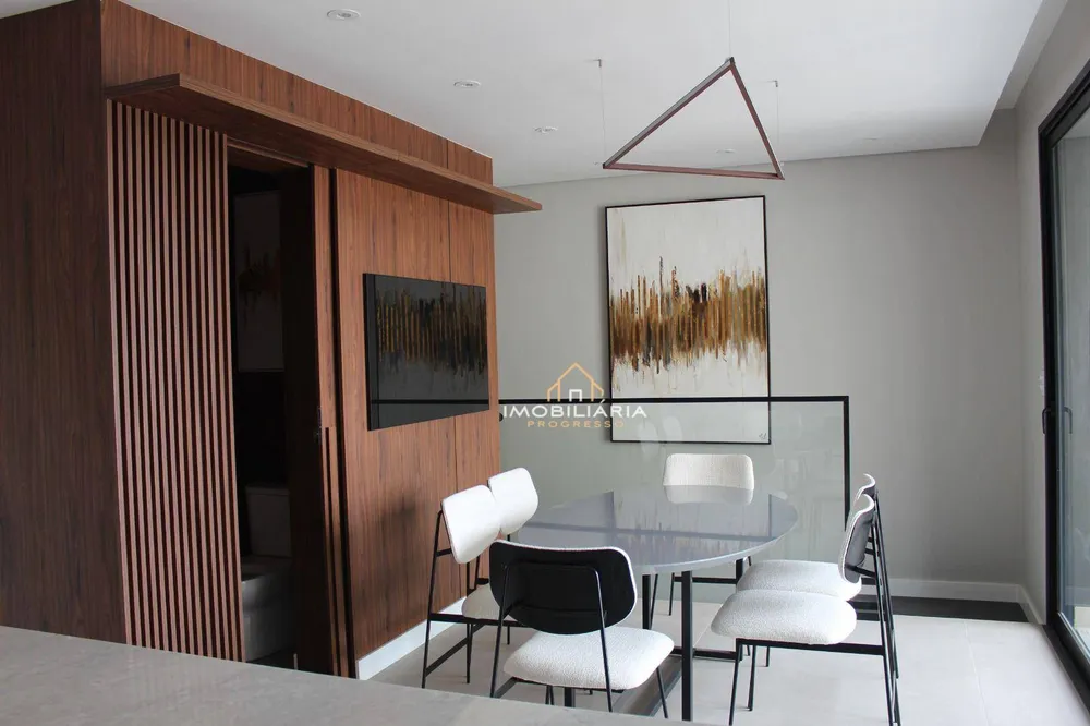 Apartamento, 3 quartos, 136 m² - Foto 2