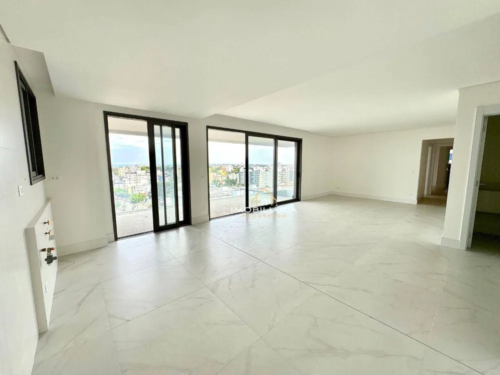Apartamento, 3 quartos, 155 m² - Foto 1