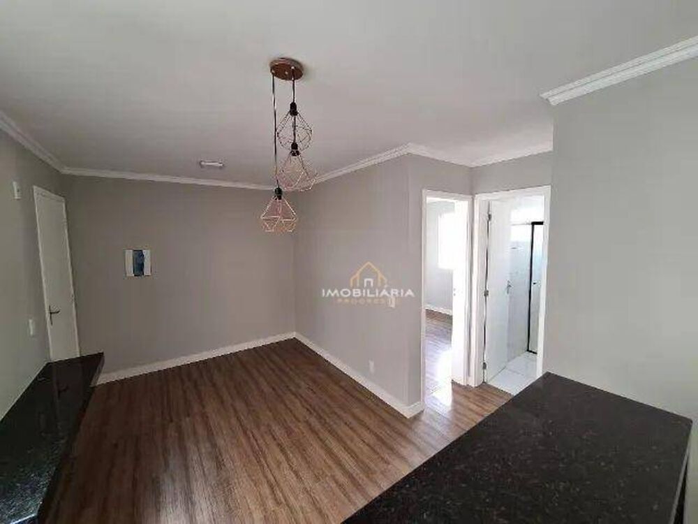 Apartamento à venda com 2 quartos, 40m² - Foto 2