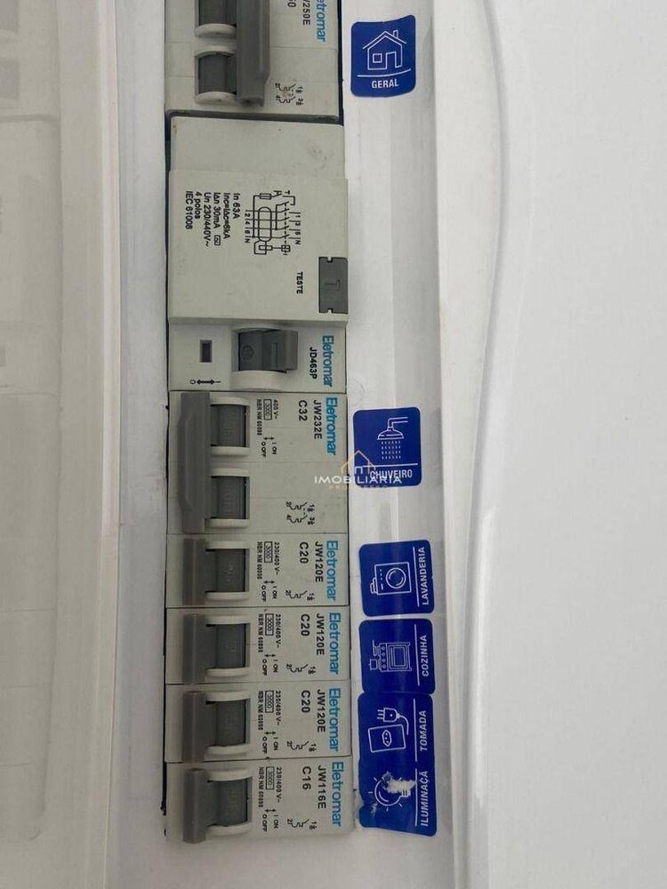 Apartamento à venda com 2 quartos, 40m² - Foto 3