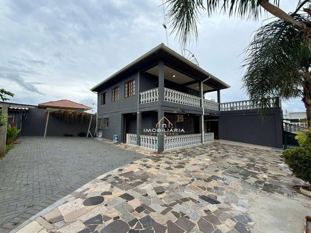 Sobrado, 4 quartos, 315 m² - Foto 1