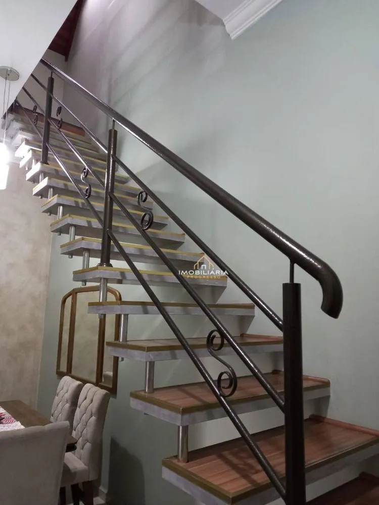 Sobrado, 3 quartos, 270 m² - Foto 8