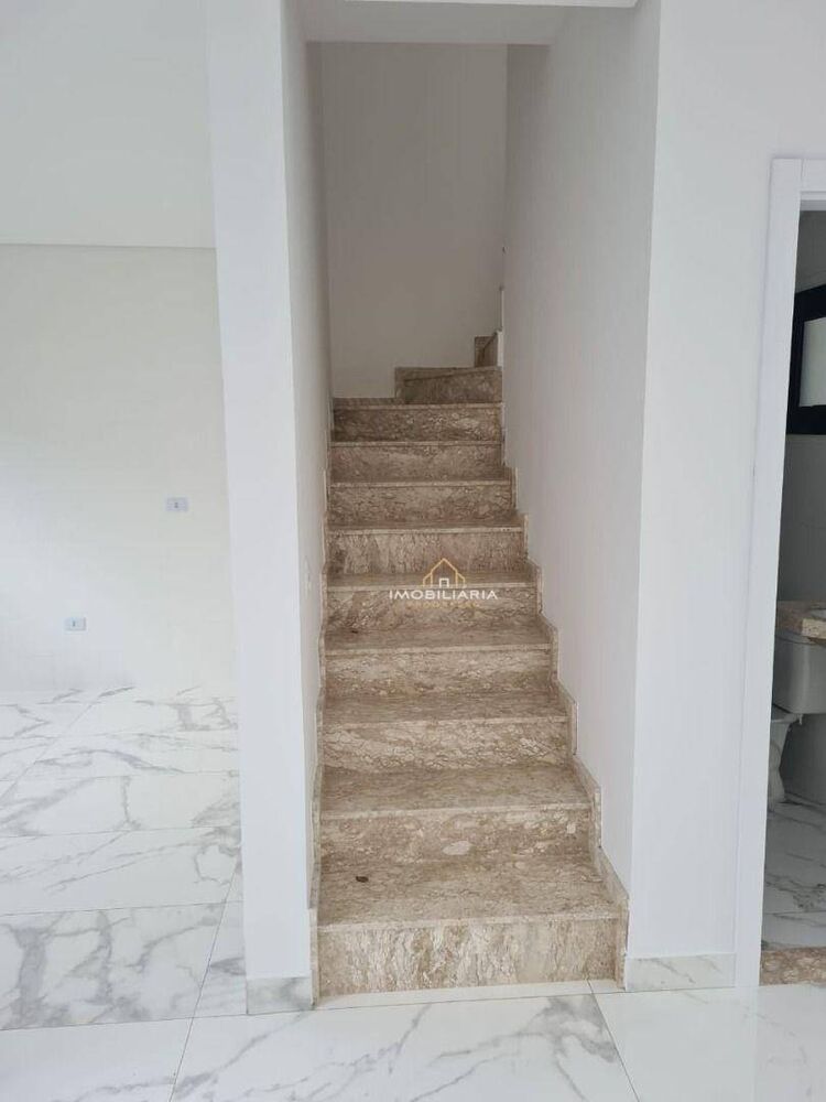Sobrado à venda com 3 quartos, 100m² - Foto 4