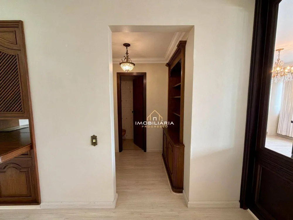 Apartamento, 3 quartos, 195 m² - Foto 2