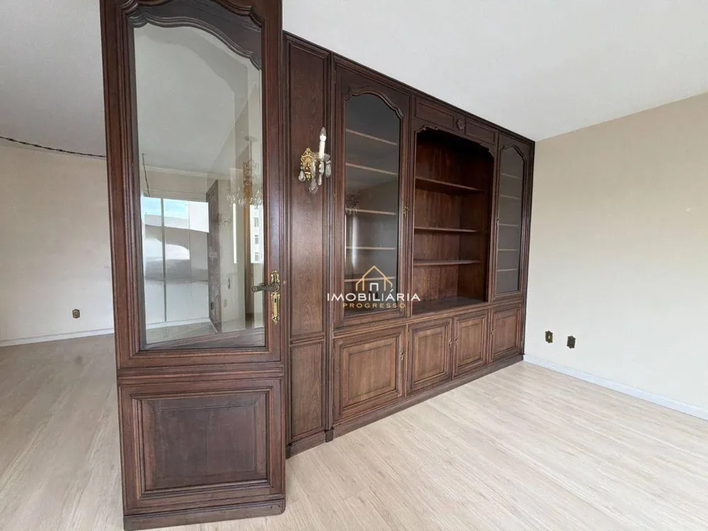 Apartamento, 3 quartos, 195 m² - Foto 3