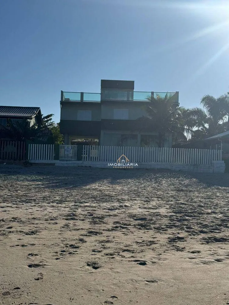 Sobrado, 5 quartos, 130 m² - Foto 1