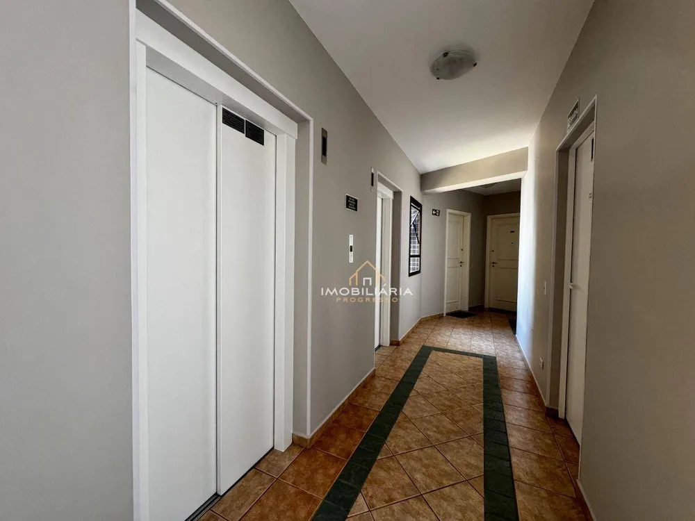 Apartamento, 3 quartos, 114 m² - Foto 2
