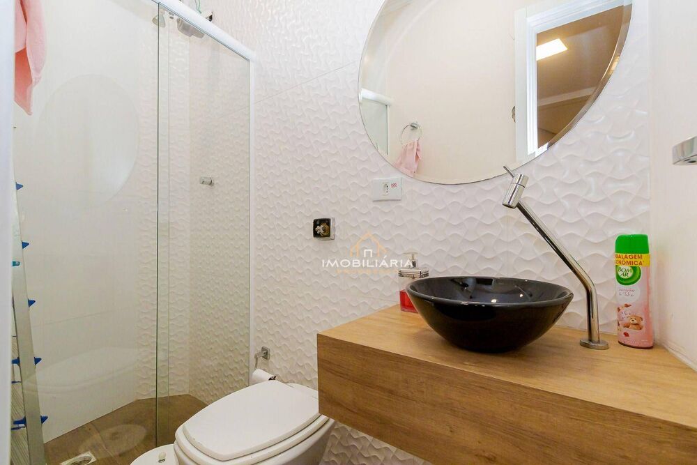Casa para alugar com 4 quartos, 360m² - Foto 8