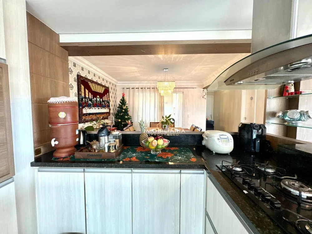 Apartamento, 3 quartos, 180 m² - Foto 2