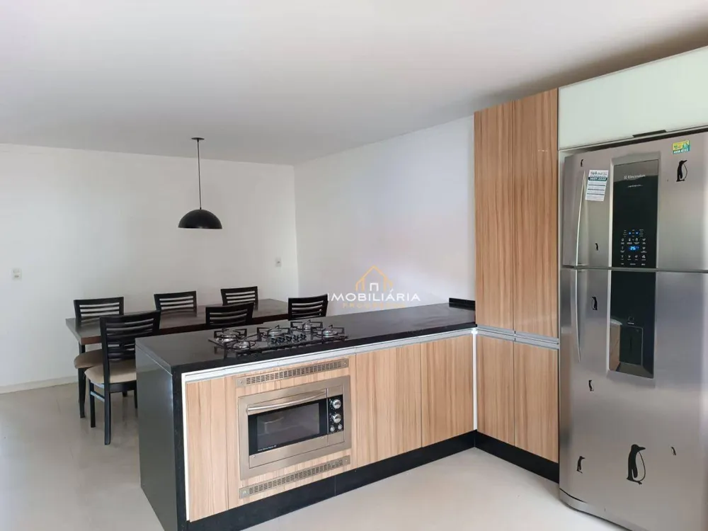 Casa, 4 quartos, 230 m² - Foto 4