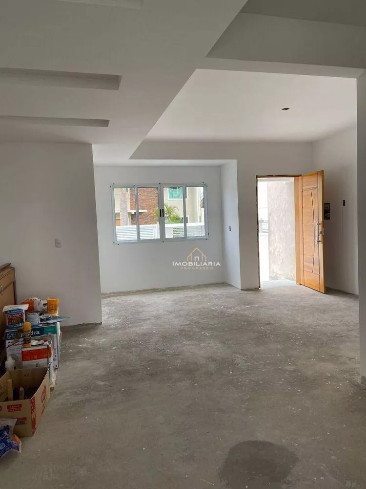 Sobrado à venda com 5 quartos, 270m² - Foto 4