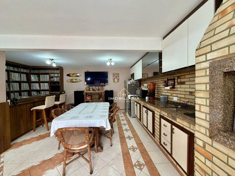 Casa, 4 quartos, 407 m² - Foto 2
