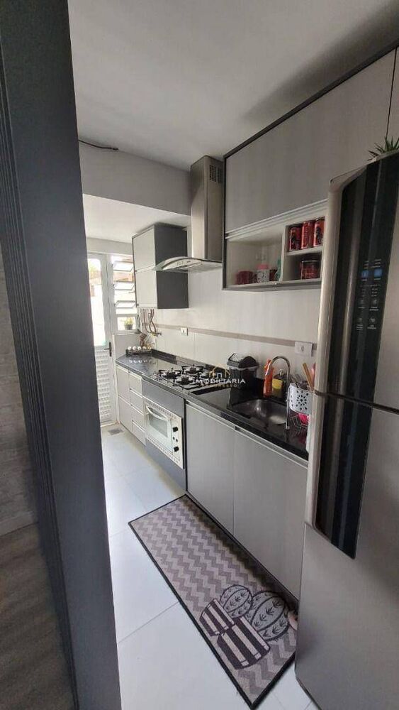 Apartamento à venda com 3 quartos, 87m² - Foto 2