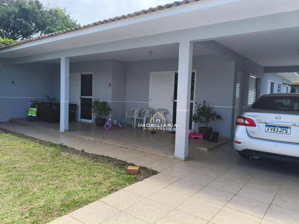 Casa, 4 quartos, 213 m² - Foto 1