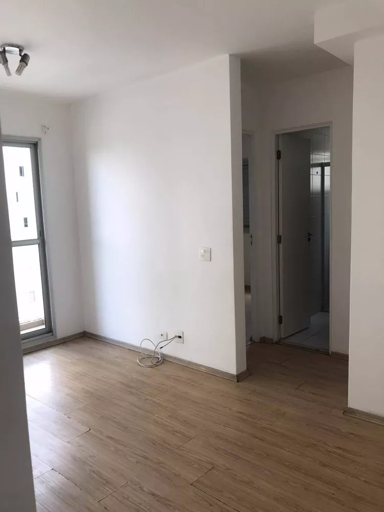 Apartamento à venda com 2 quartos, 47m² - Foto 2