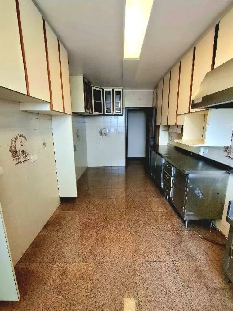 Apartamento, 4 quartos, 196 m² - Foto 2