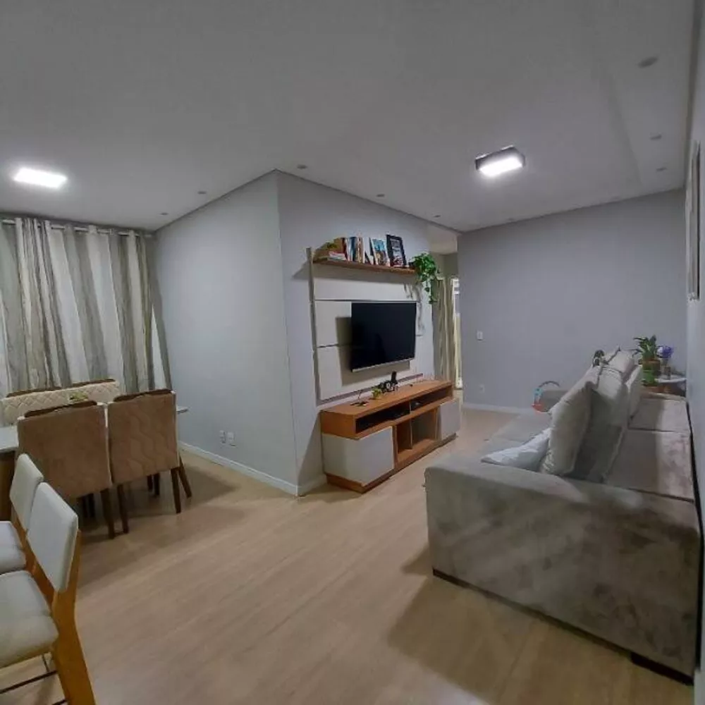 Apartamento à venda com 3 quartos, 74m² - Foto 1